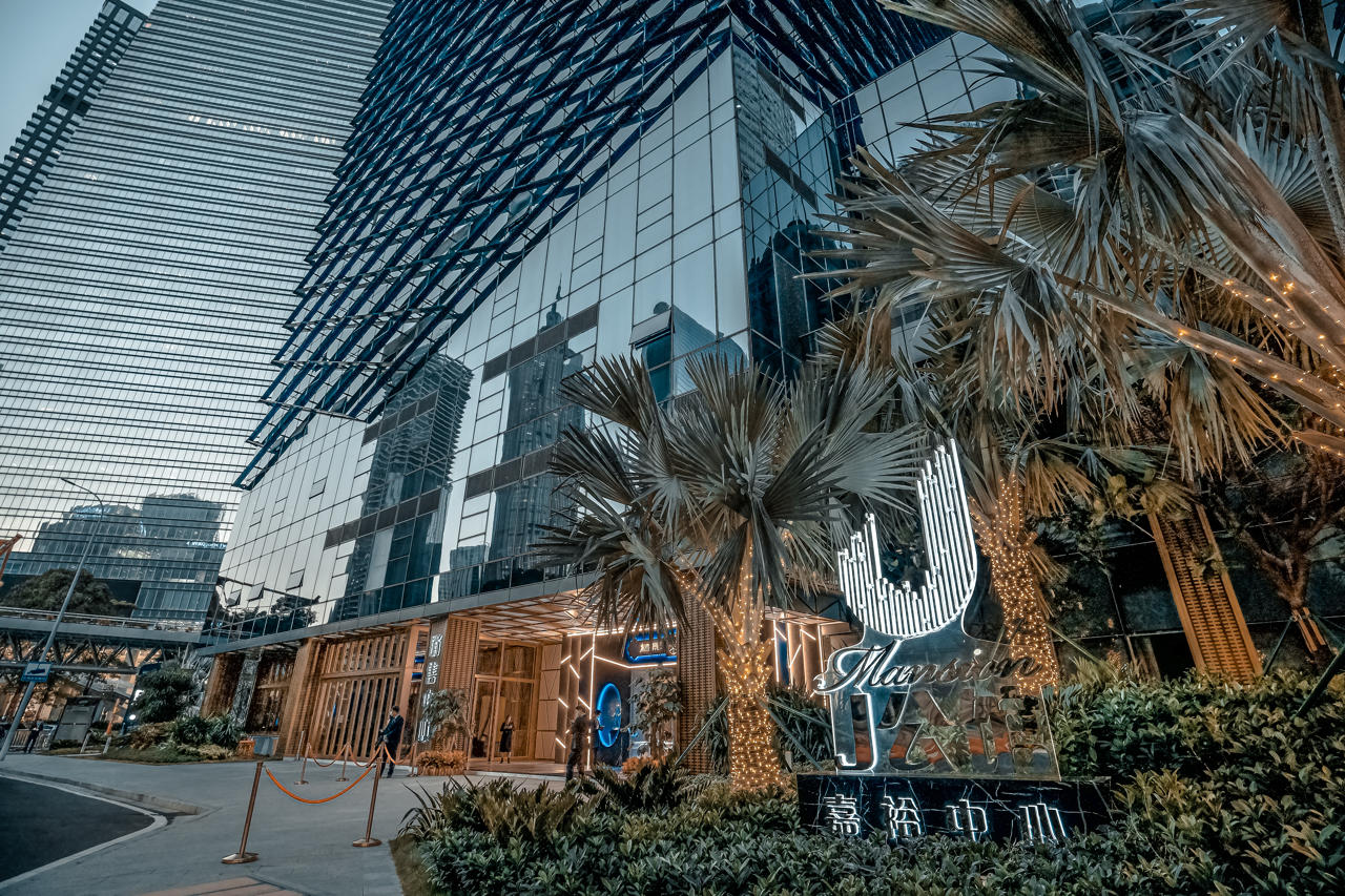 J Residence (Xiancun Metro Station Zhujiang New Town Guangzhou) 37/45