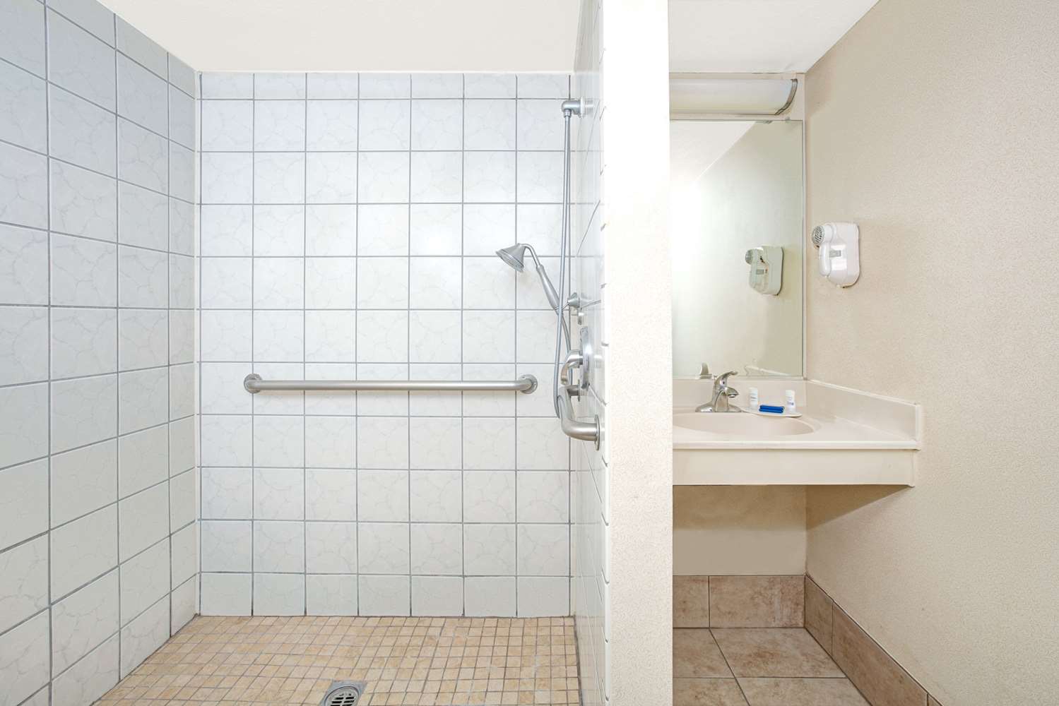 Studio6 Suites Lawndale, CA – South Bay 22/22