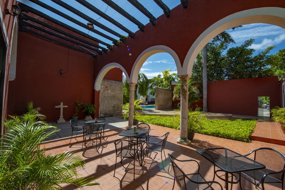 Hotel Embajadores by Kavia 40/46