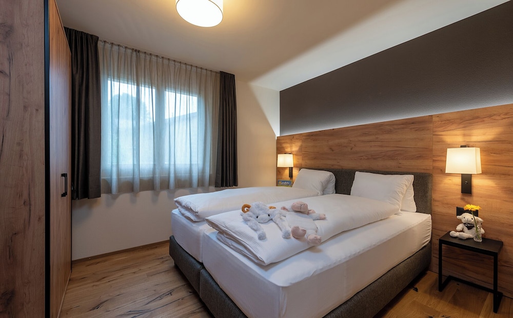 2 Bedrooms, Superior, Apartment, 2 Queen Beds, Sofa