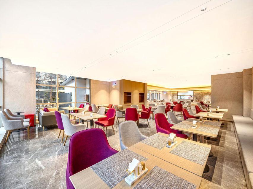 Lavande Hotel (Wuhan High-speed Railway Station) 45/48