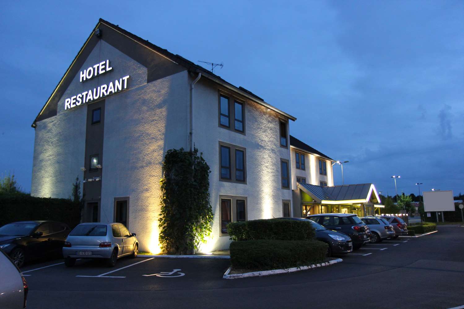 Best Western L'atelier 117 4/44