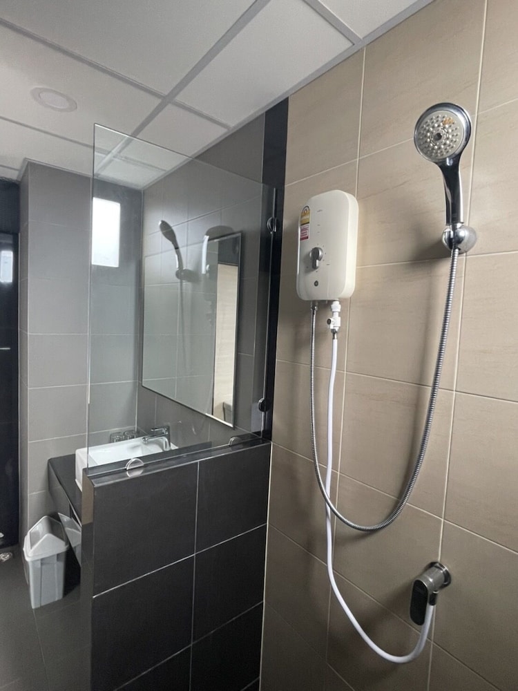 The Vita Plus Hotel 41/43