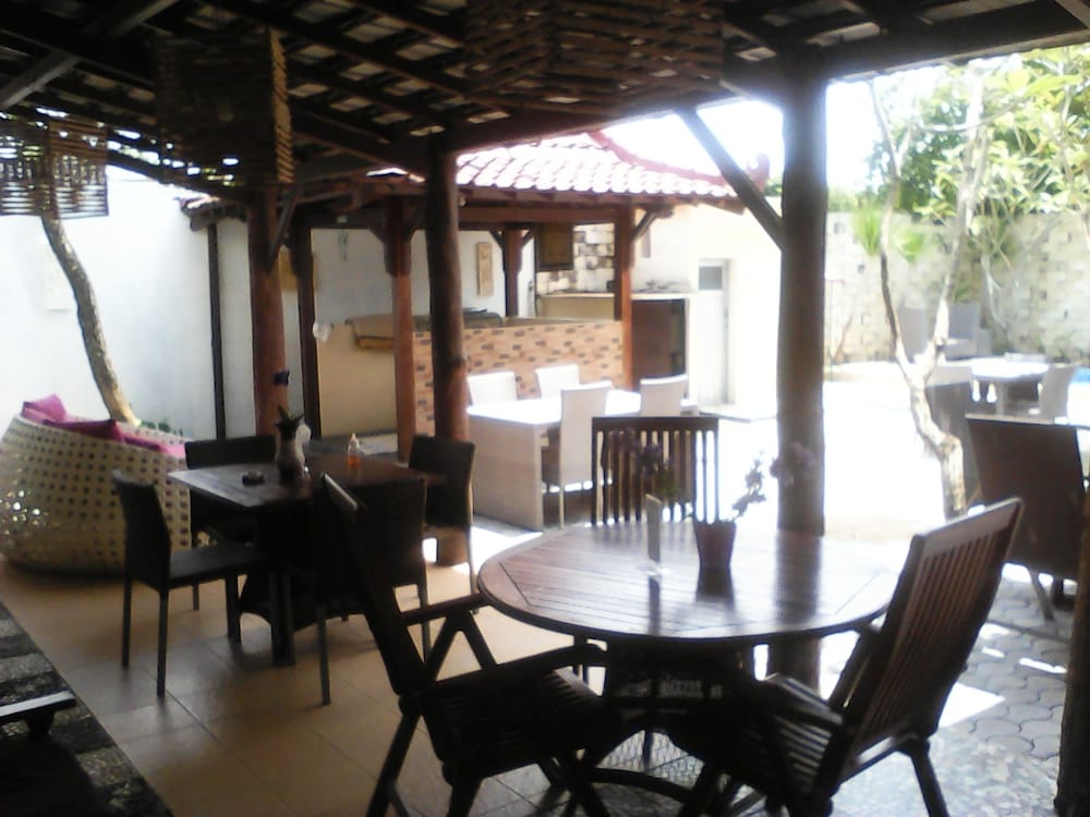 Griya Nendra Hotel 37/50