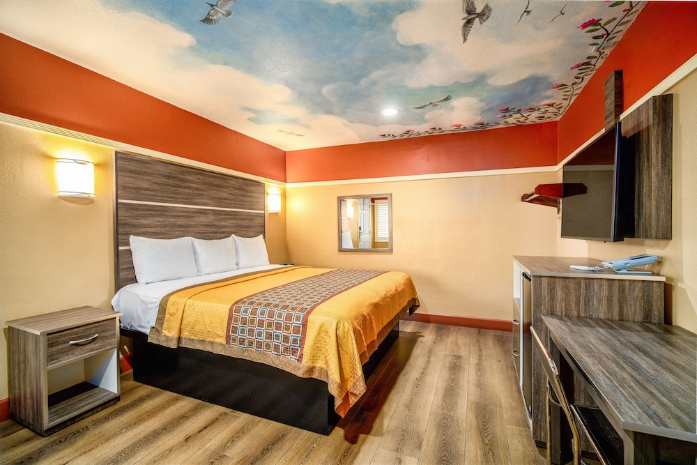Geneva Motel 8/48