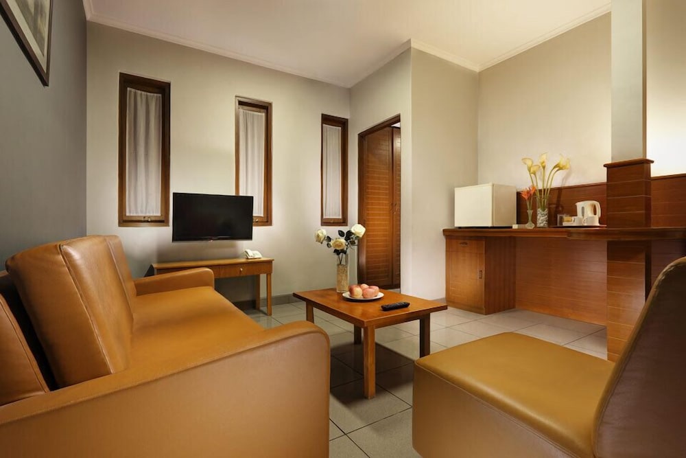 Hotel Ilos 11/19