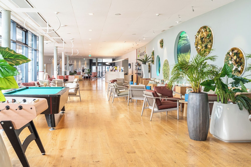 Aquatis Hotel 35/56
