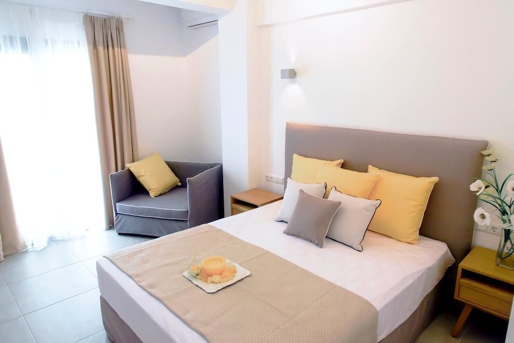 Stavros Beach Hotel 36/50