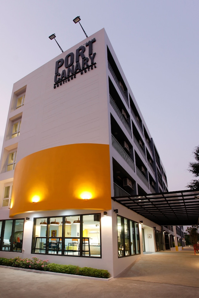 Port Canary Hotel 5/49