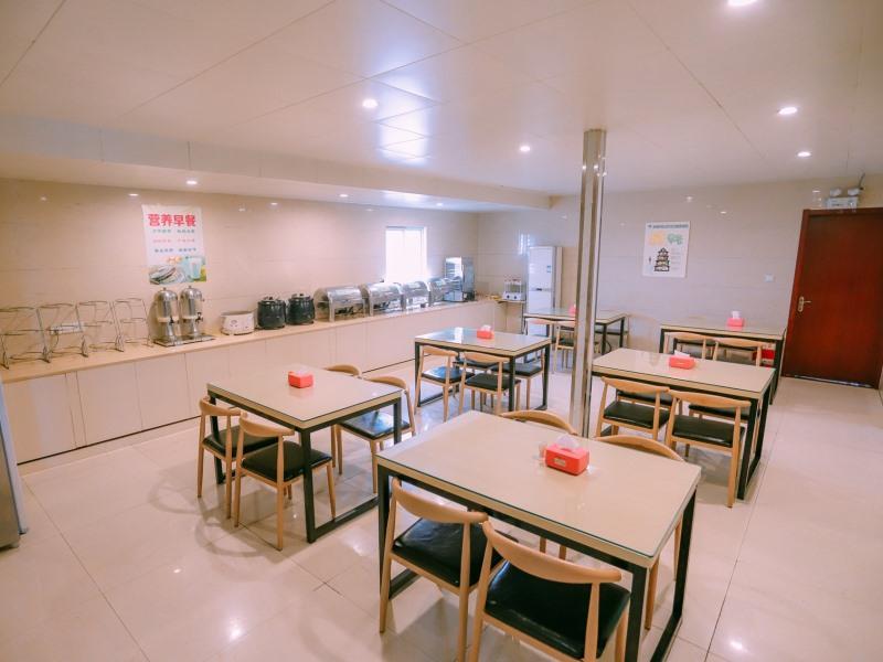 GreenTree Inn MaAnshan West Jiuhua Road Wanda Plaza Mengniu Diary Express Hotel 20/26