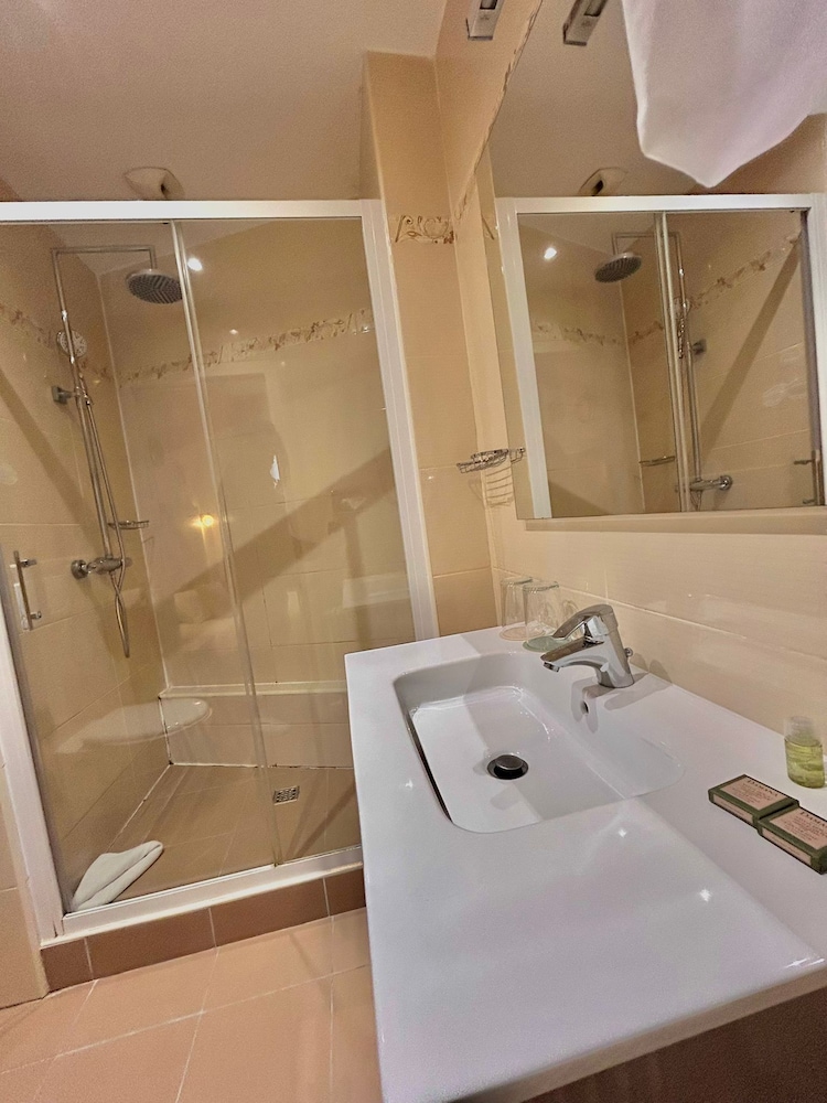 Thoiry Etoile Lodge, Sure Hotel Collection by Best Western 54/60