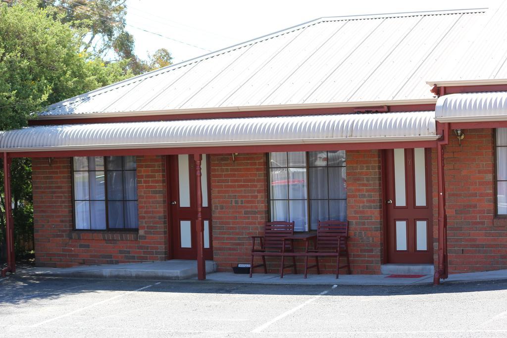 BENDIGO HAYMARKET MOTOR INN 3/27