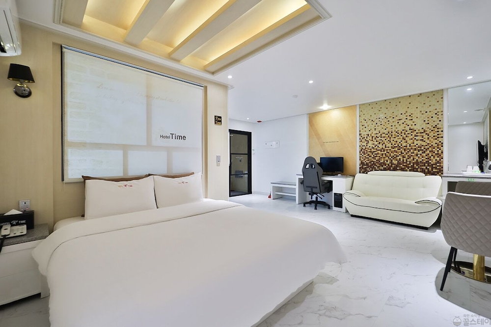 Time Hotel 21/74