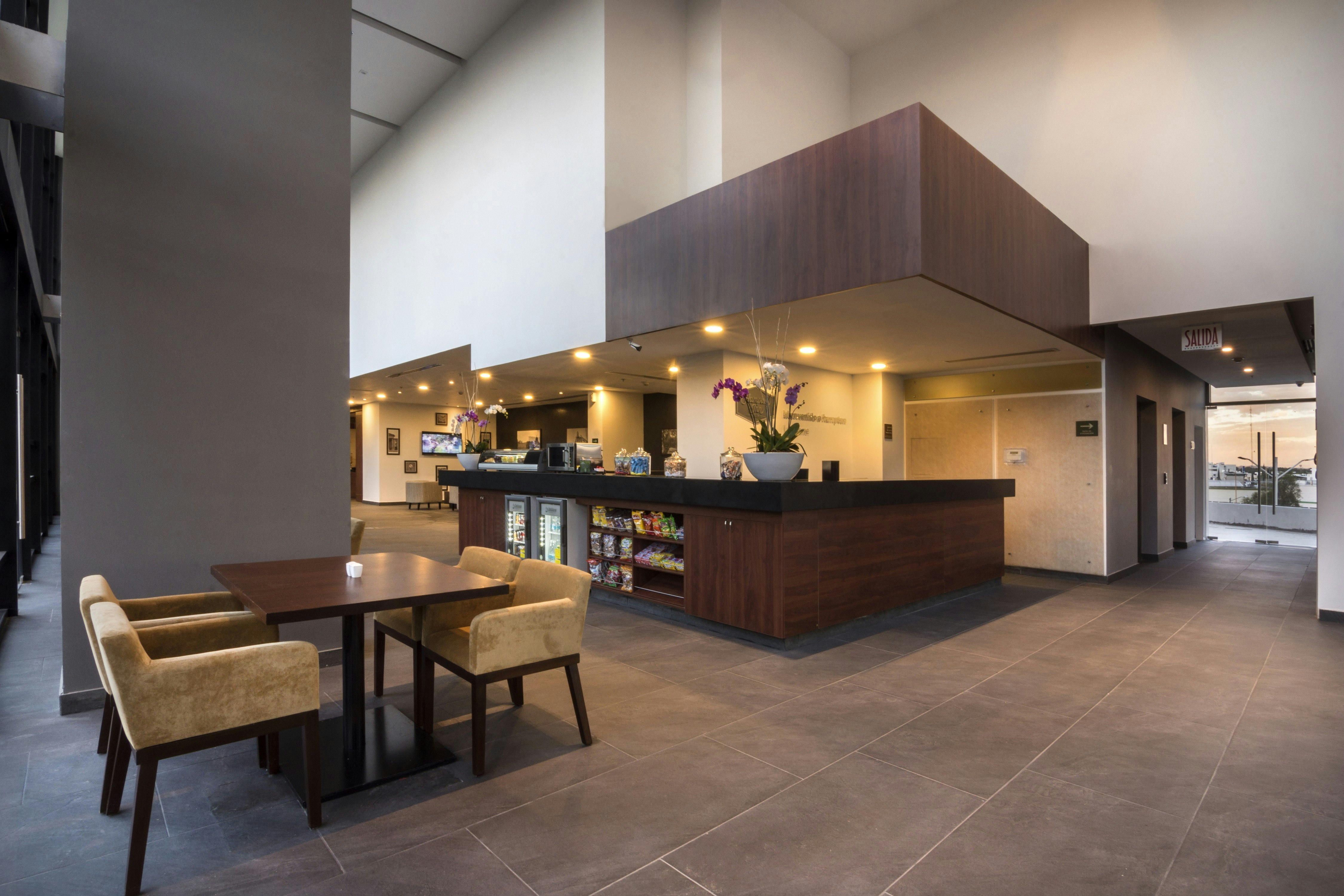 Hampton Inn And Suites San Luis Potosi Slp 4/53