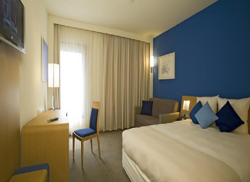 Standard, Double or Twin Bed