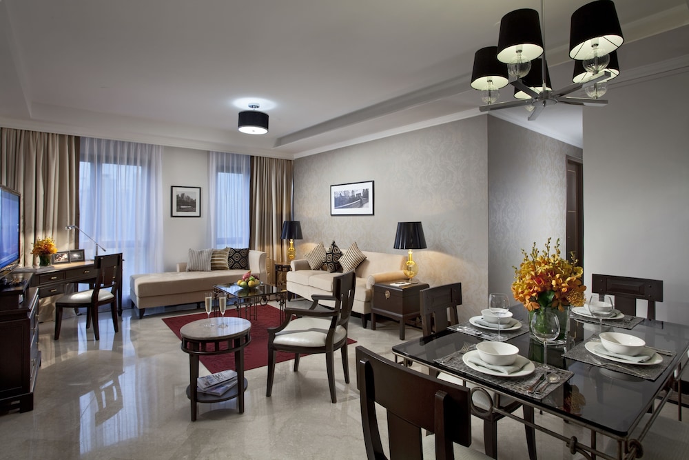 Orchard Parksuites 66/75