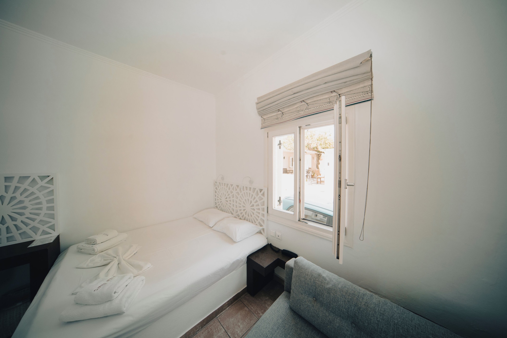Standard, Double Bed, Village View, Courtyard View