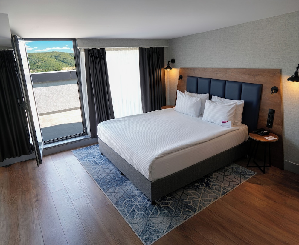 Ramada Encore by Wyndham Istanbul Arnavutkoy 14/64