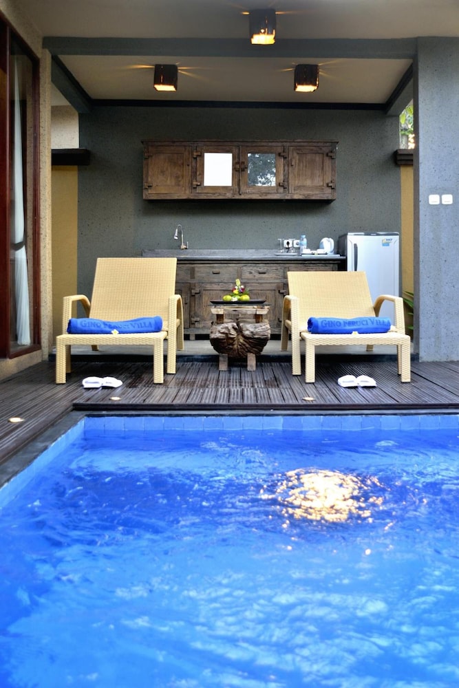 GINO FERUCI VILLA UBUD 27/46