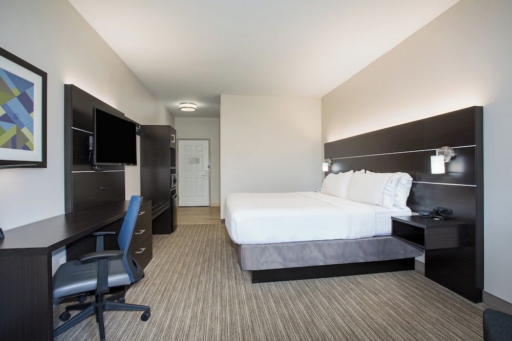 Holiday Inn Express Hotel And Suites Ft Collins 36/66
