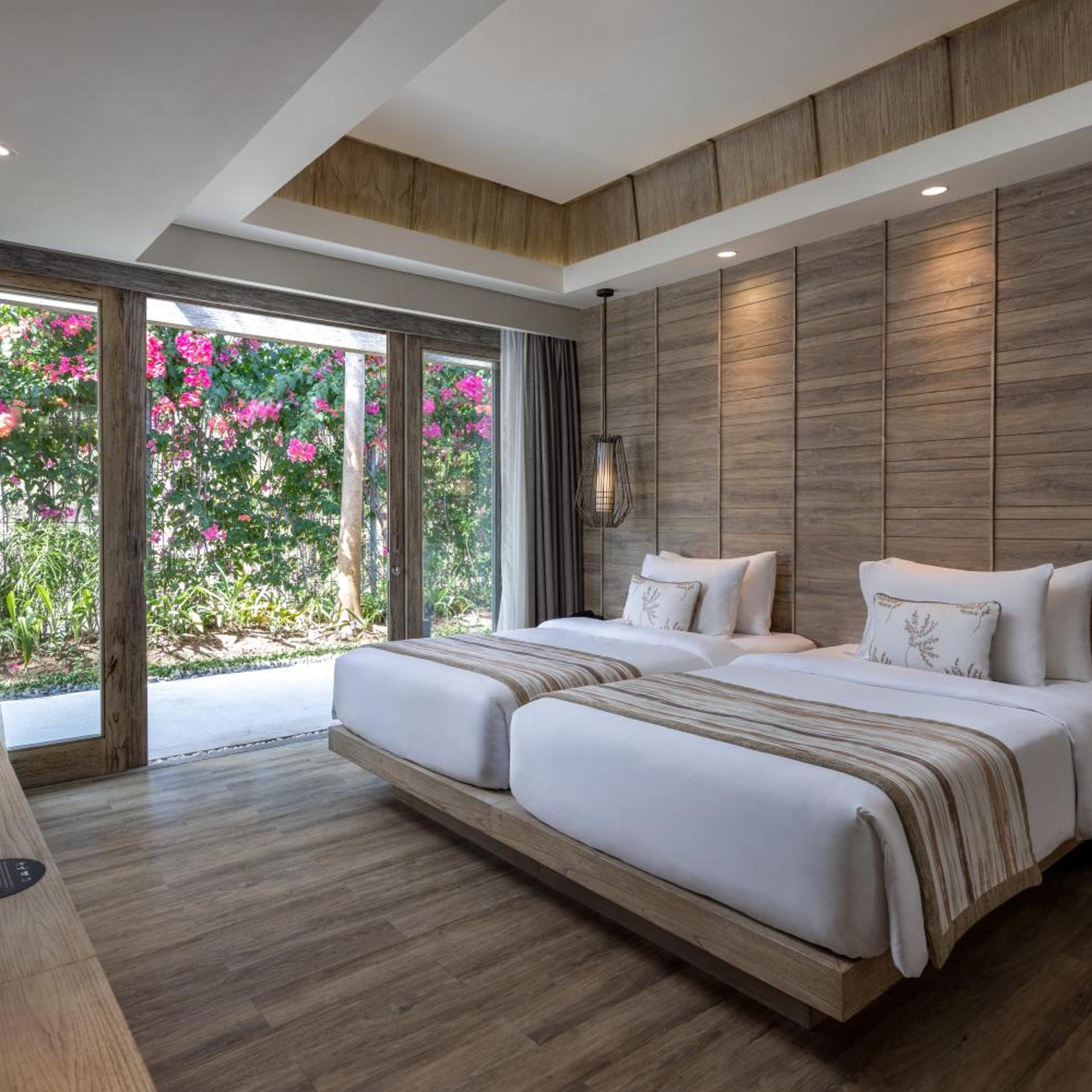 3 Bedrooms, Pool, Balcony