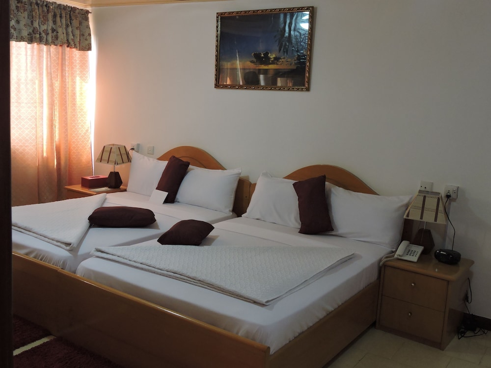 All Seasons Hotel 21/39