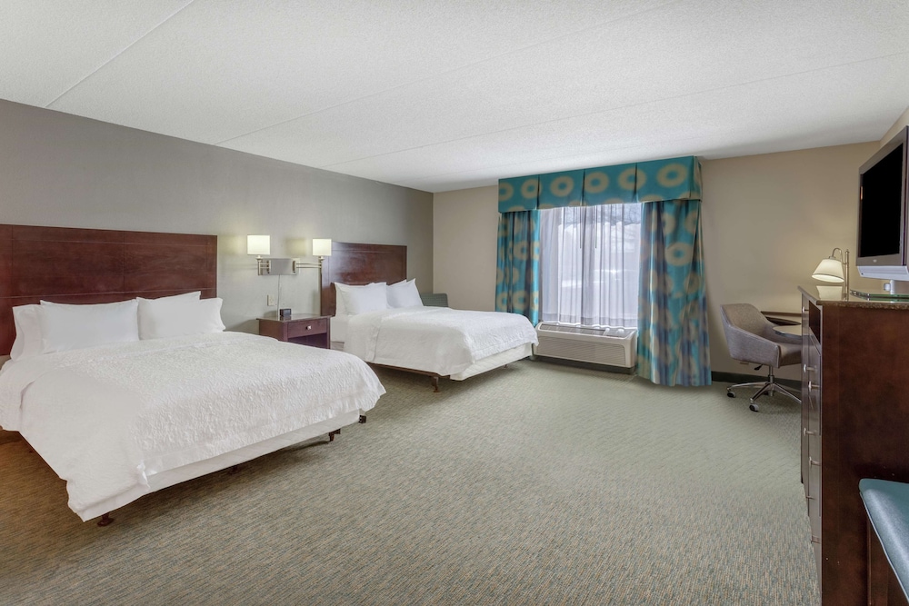Hampton Inn Richmond South 13/28