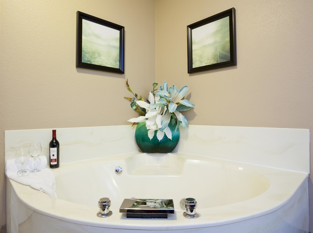 GrandStay Residential Suites - Eau Claire 42/49