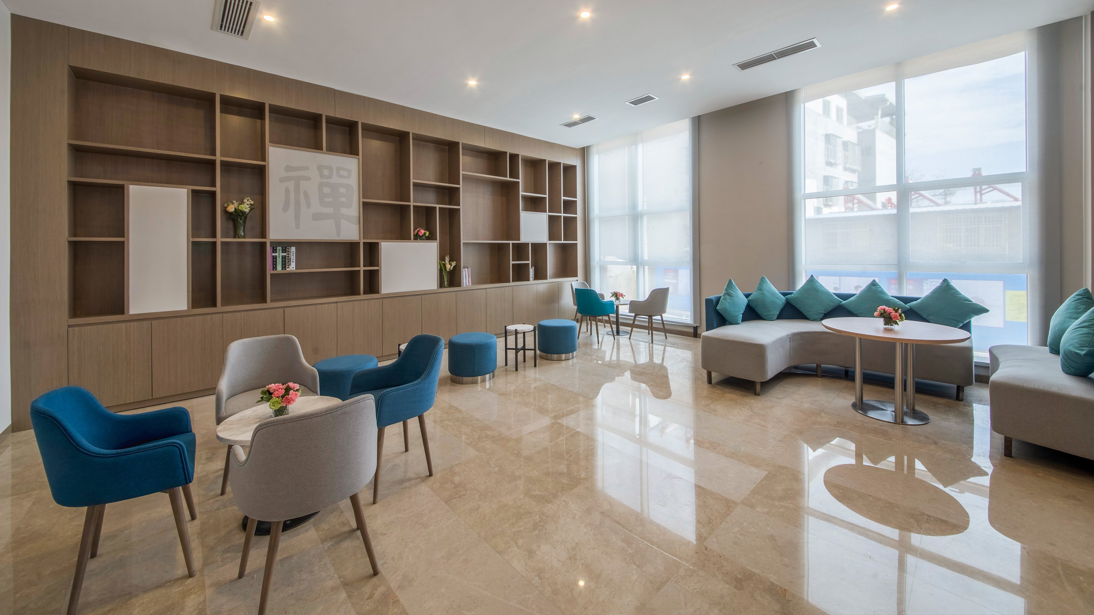 Holiday Inn Express Xichang City Center 16/47