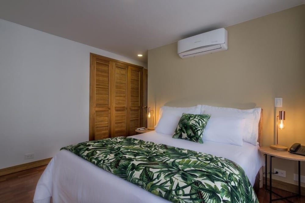 1 BEDROOM, GRAND, APARTMENT