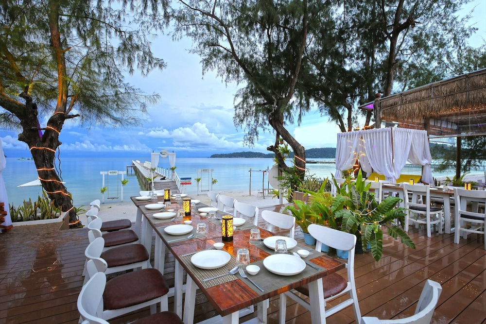 Eden Beach Resort By EHM 34/50