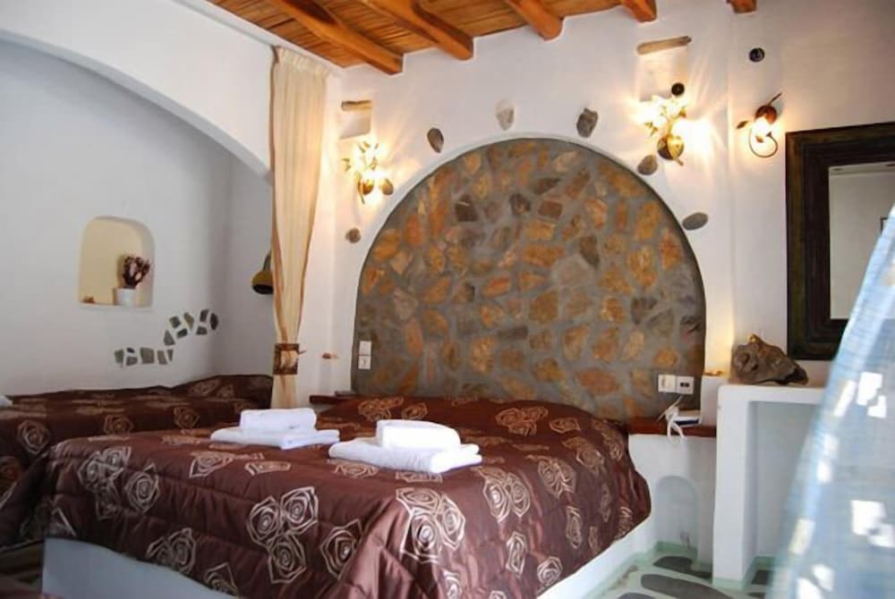 Lakki Village 6/50