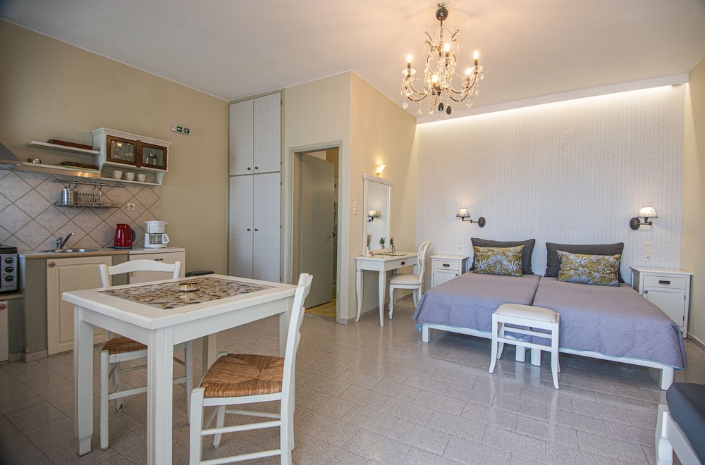 Adrakos Apartments 55/78
