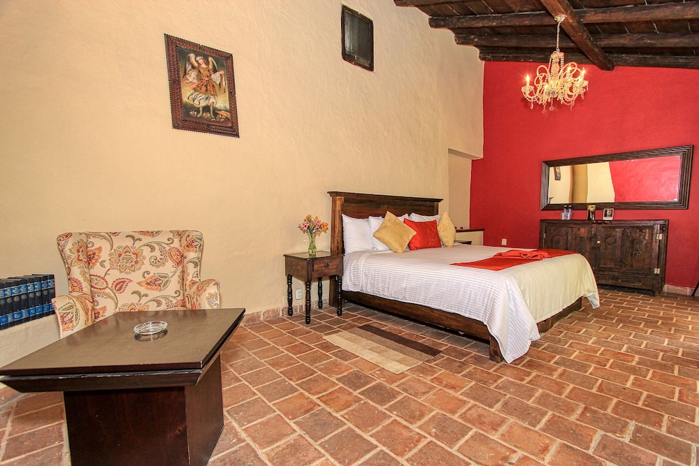 Hotel San Marcos 24/50