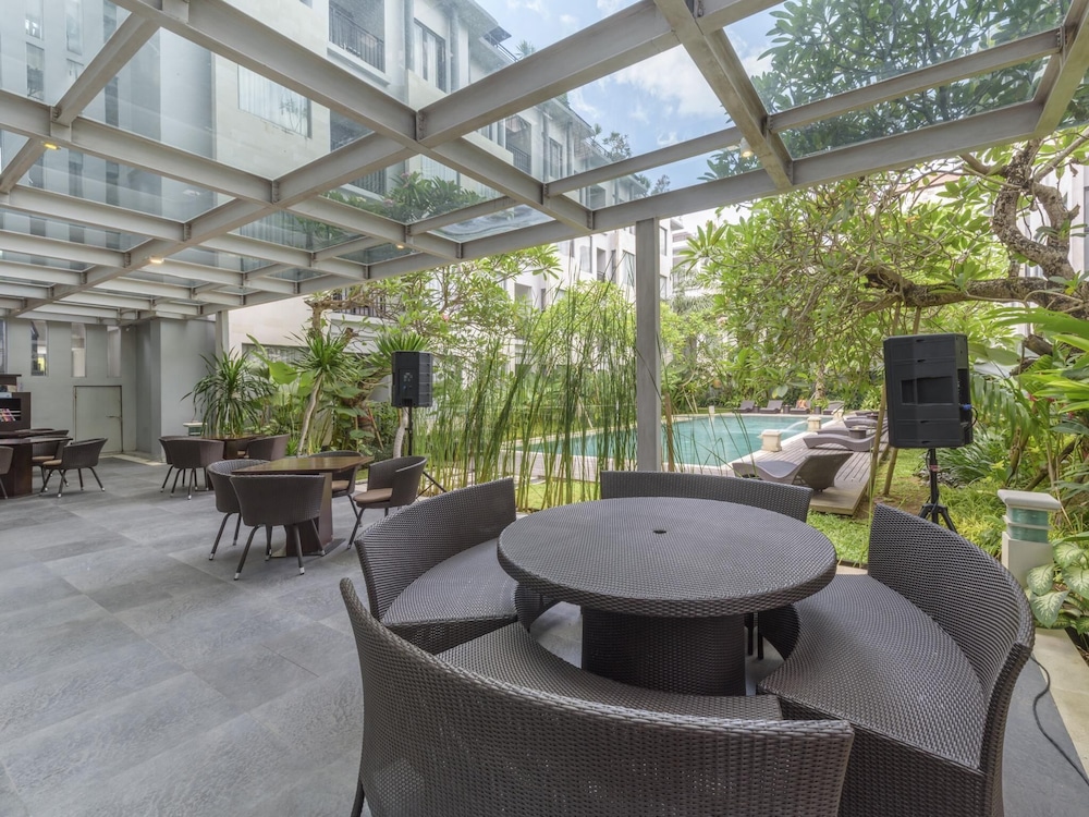 Umalas Hotel And Residence 36/50