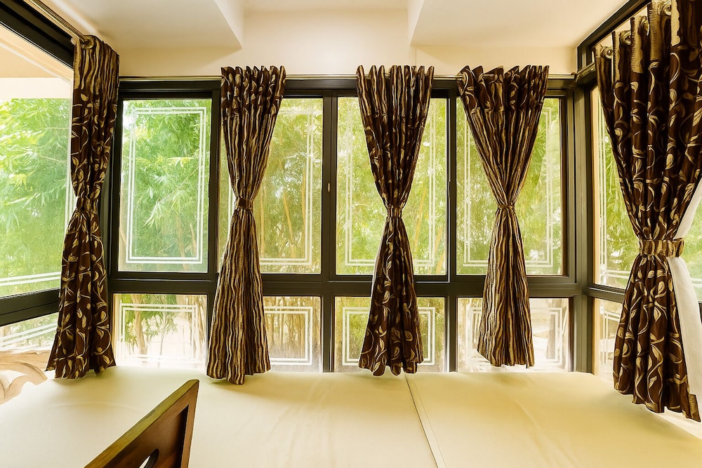 Hotel Shiv Villa 21/45
