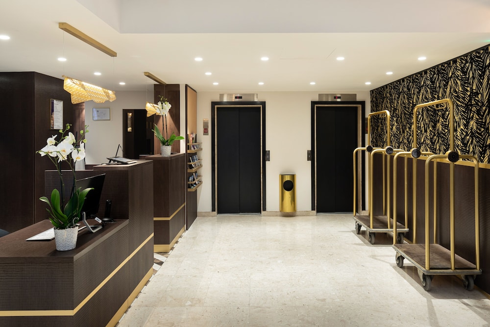lobby