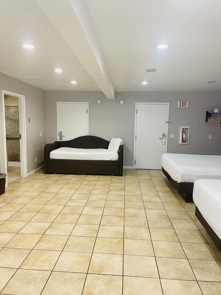 Morro Shores Inn And Suites 33/67