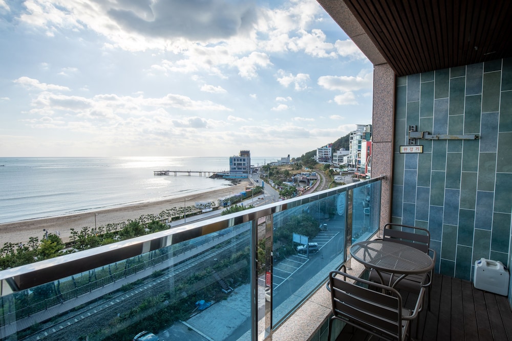 Songjeong Olla Hotel 25/50