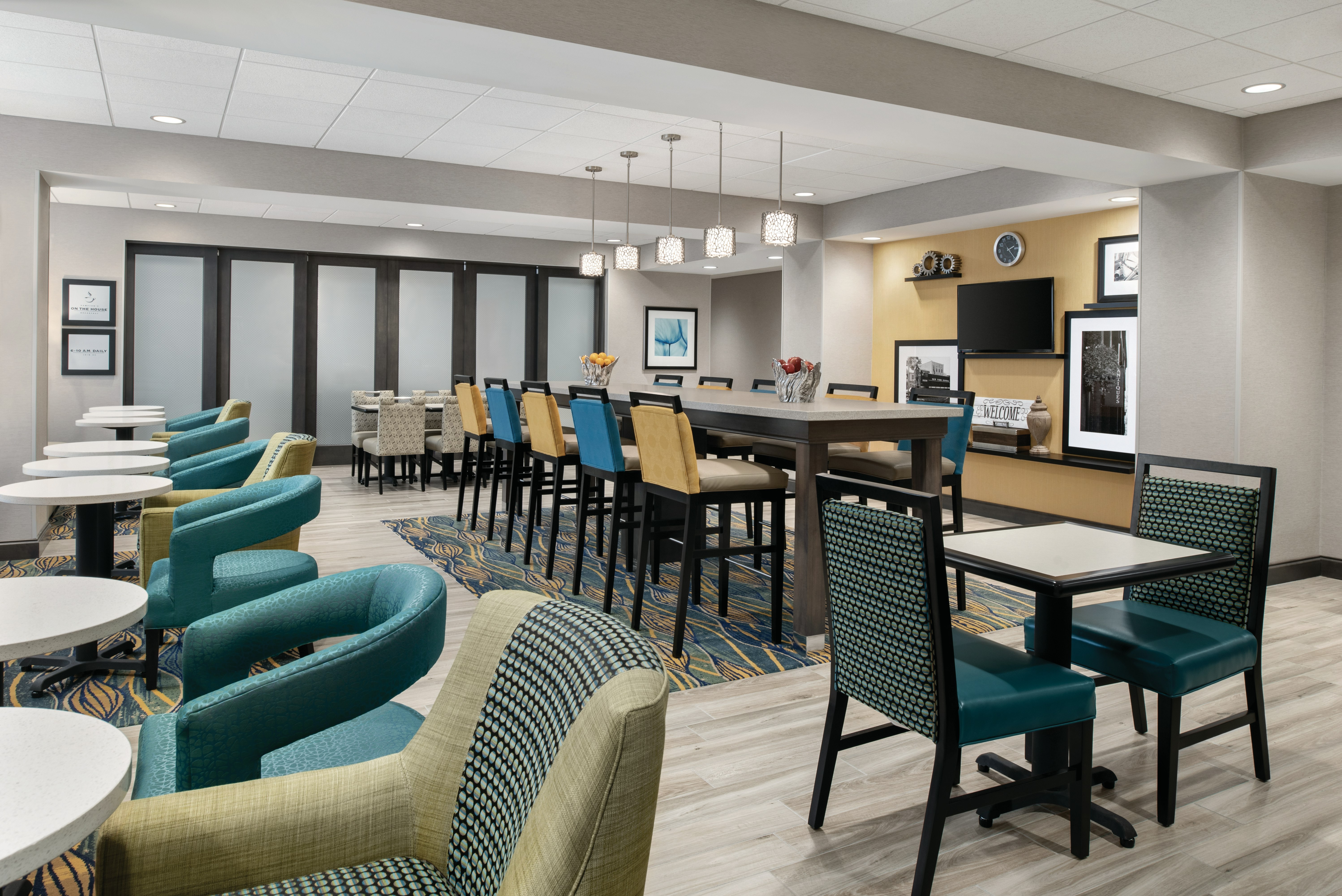 Hampton Inn Champaign Southwest 12/18