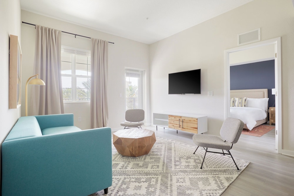 Sonder Vista Cay 35/50