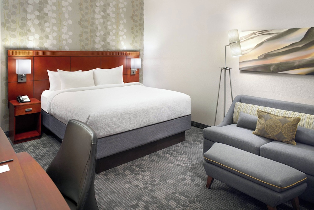 Room at Courtyard Greenville Haywood Mall, GREENVILLE - SC