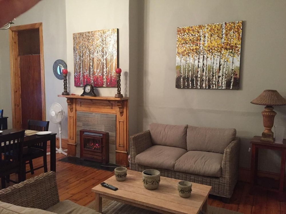 Tranquil House B&B @ 10 Berry St 11/44