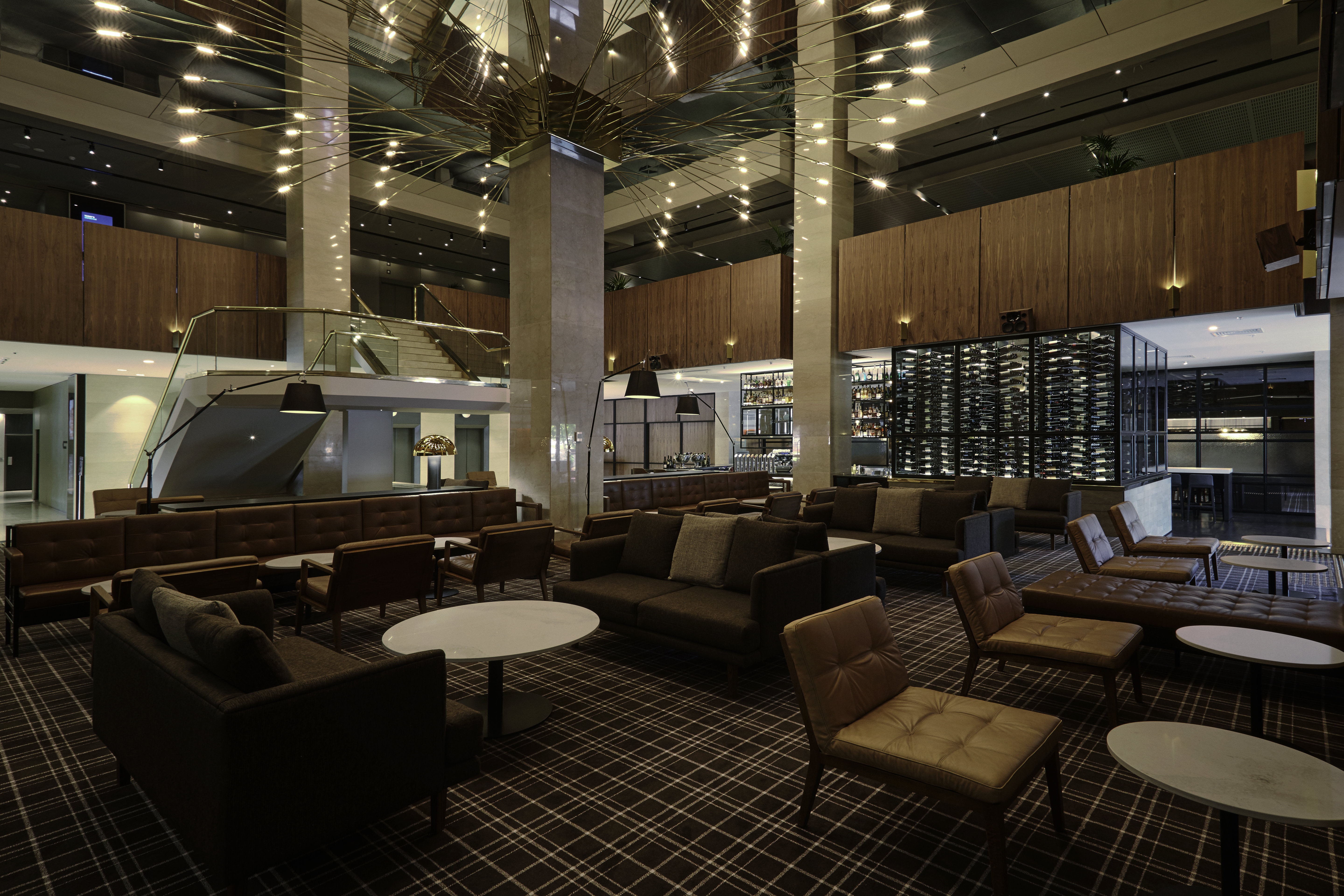 Hilton Adelaide 52/80