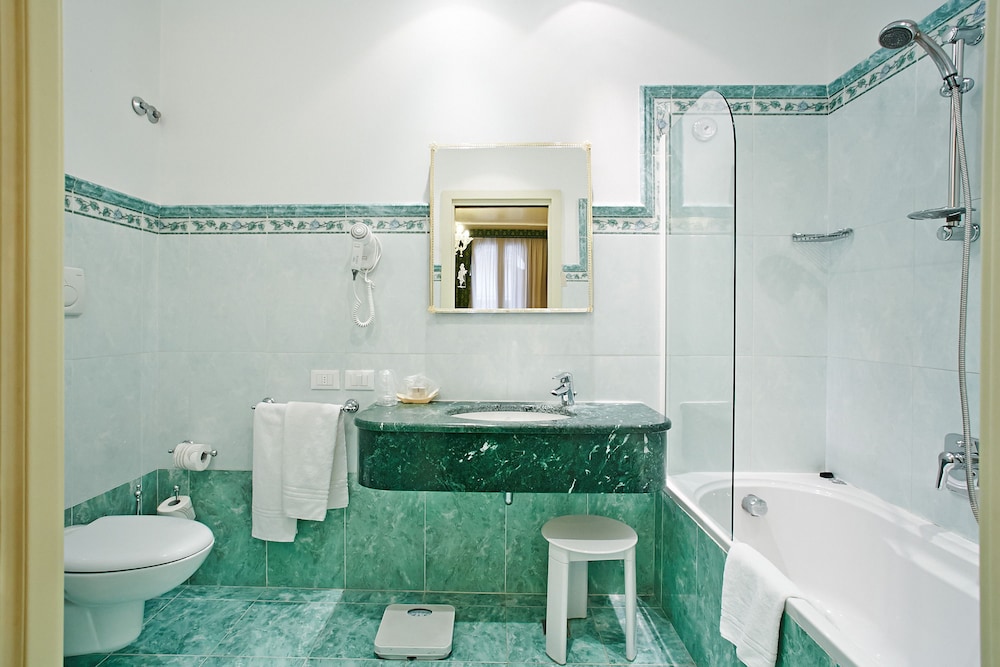 San Luca Hotel 6/55