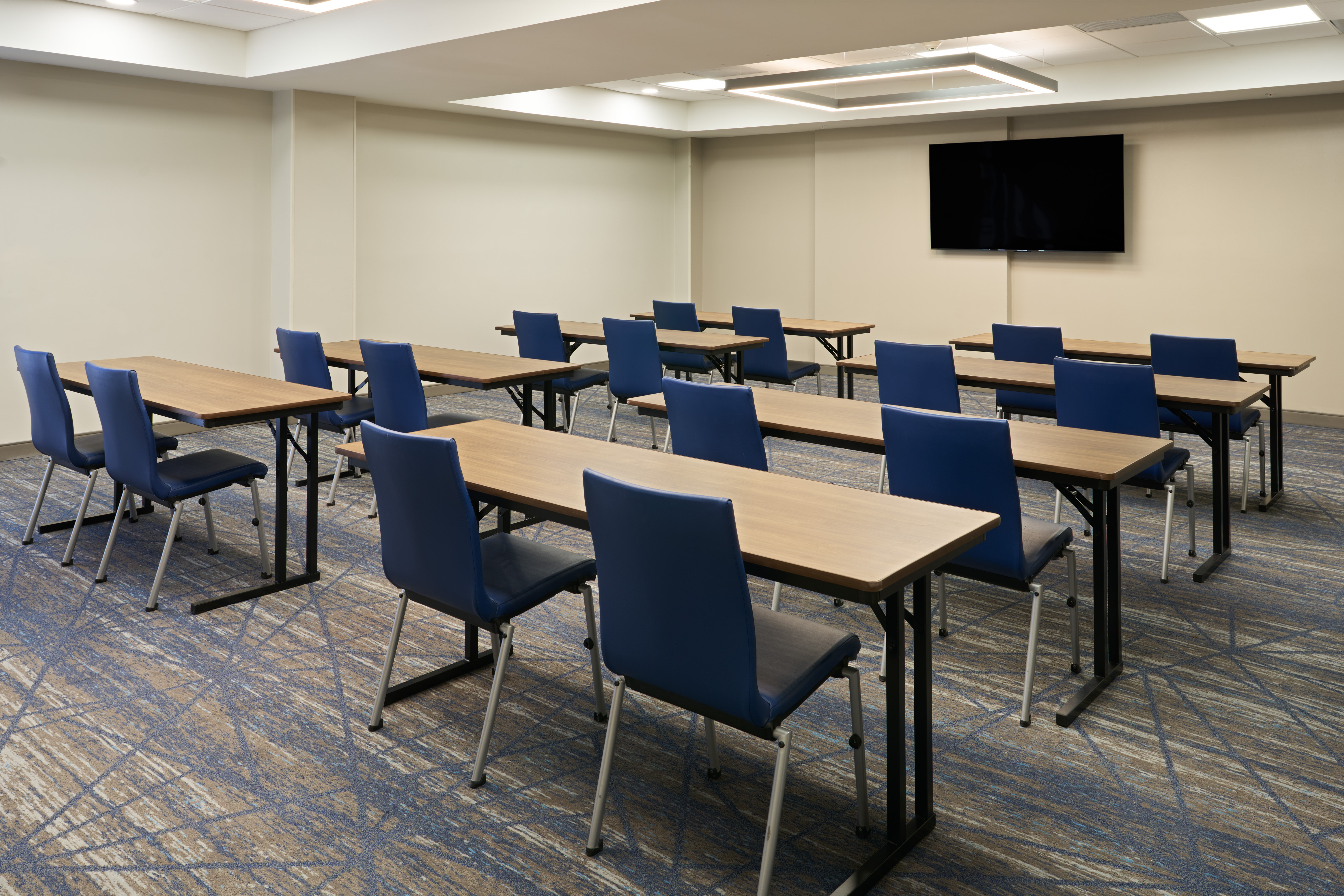 Holiday Inn Express And Suites Kendall East Miami 34/45