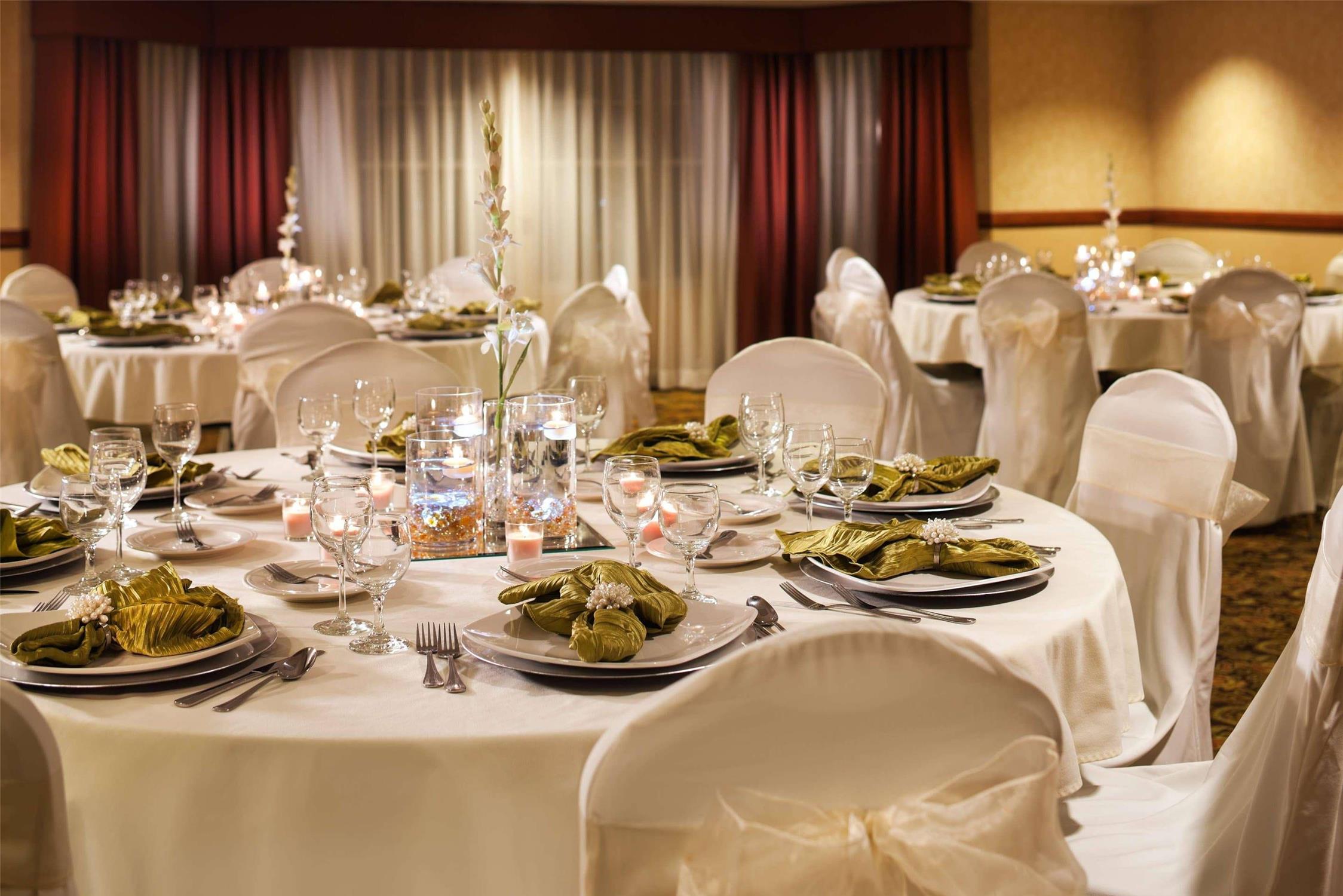 Country Inn and Suites By Radisson Milwaukee West Brookfield Wi 14/42