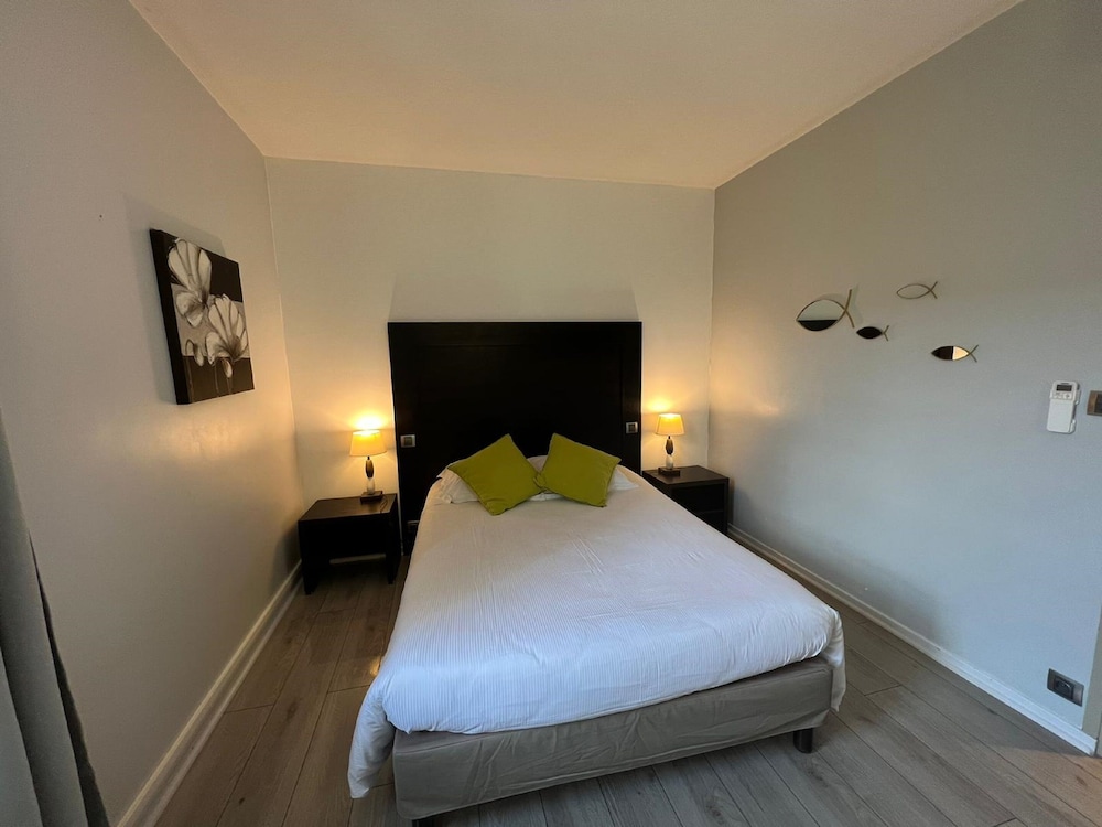 HOTEL SAINT-ROMAIN 7/58