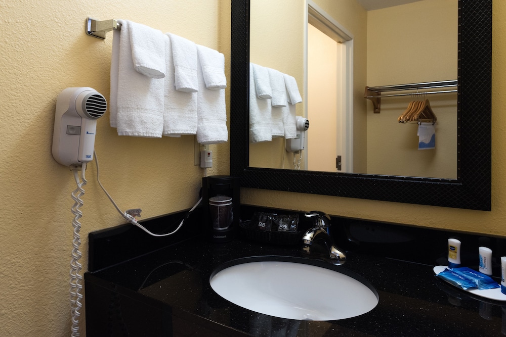 Fairfield Inn by Marriott Ft Leonard Wood 10/49