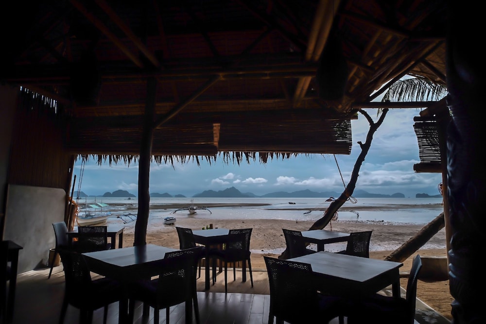 Buko Beach Resort - Adults Only 11/73